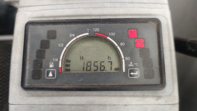 Pásový minibagr Wacker Neuson EZ38, VDS - 11