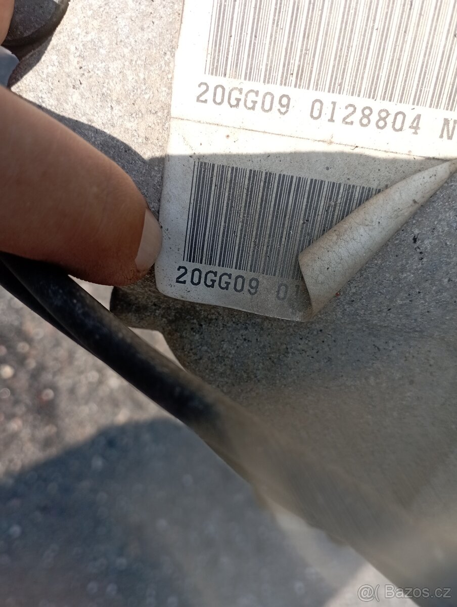 CITROEN C6 2,7HDI UHZ MOTOR s PŘEVODOVKOU 20GG07 - 11