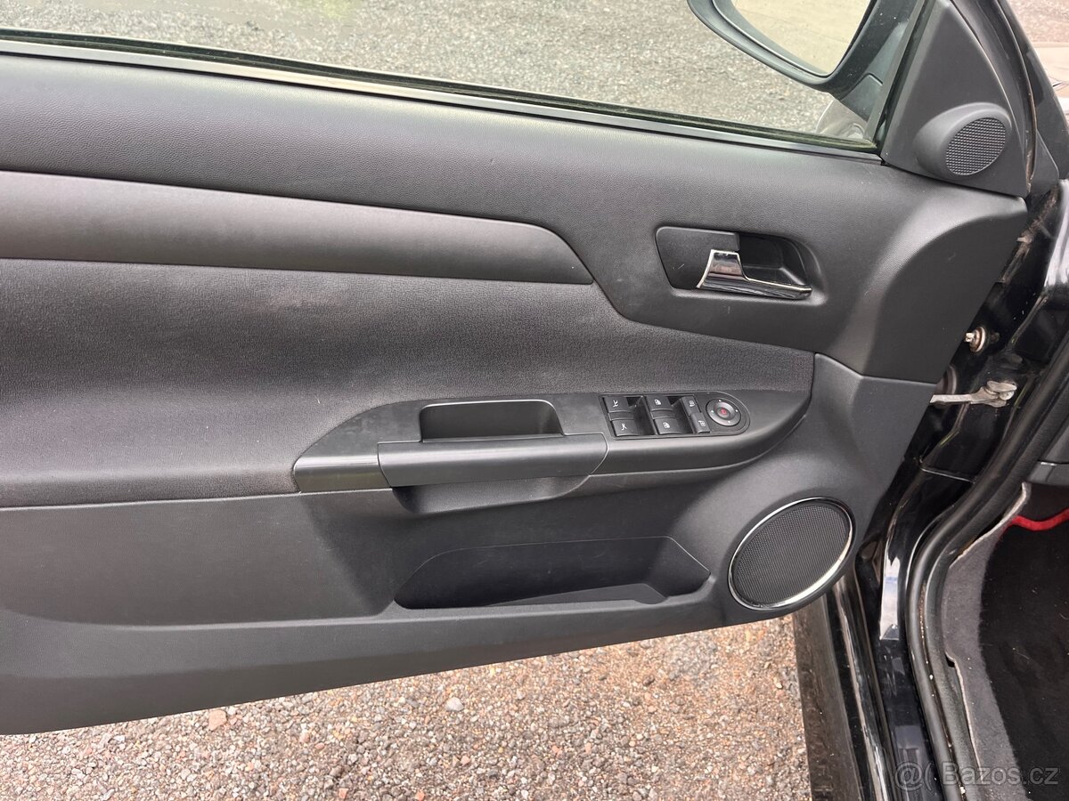 Opel Tigra 1.4 16V 2005 66kW - 11