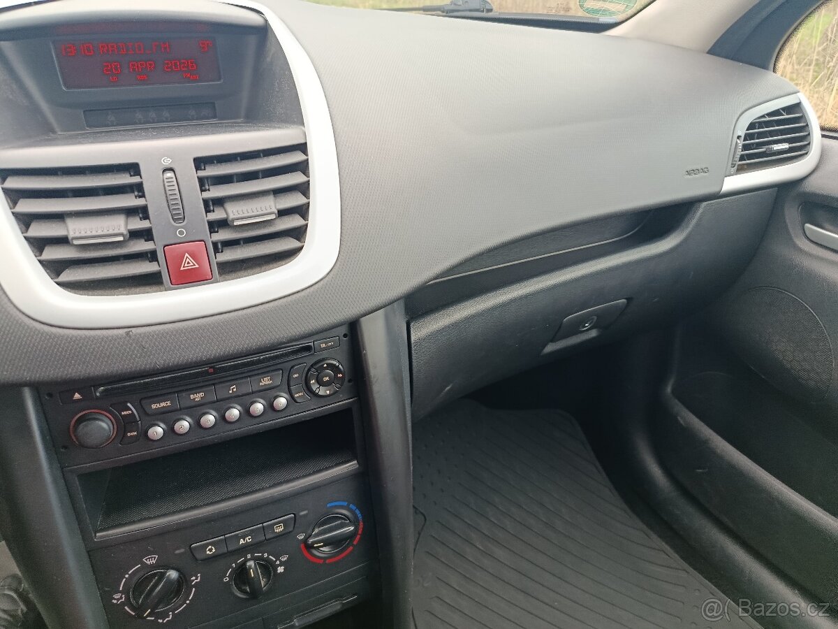 207 1.6 HDI 80kw - 11