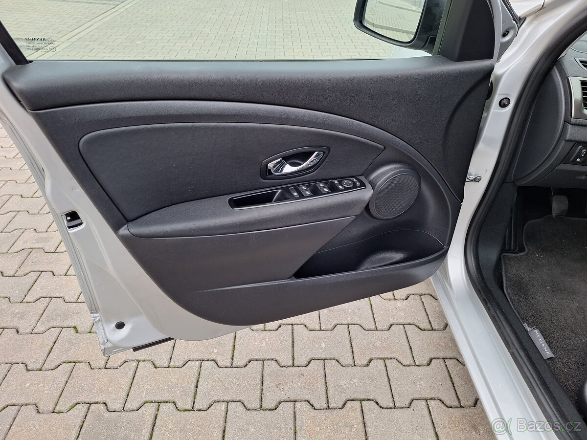 RENAULT MEGANE PARIS 1.6 81 KW R.2014 - 11