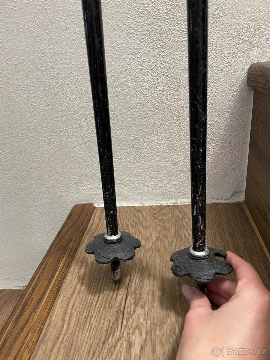 Sjezdové lyže Rossignol + hůlky - 11