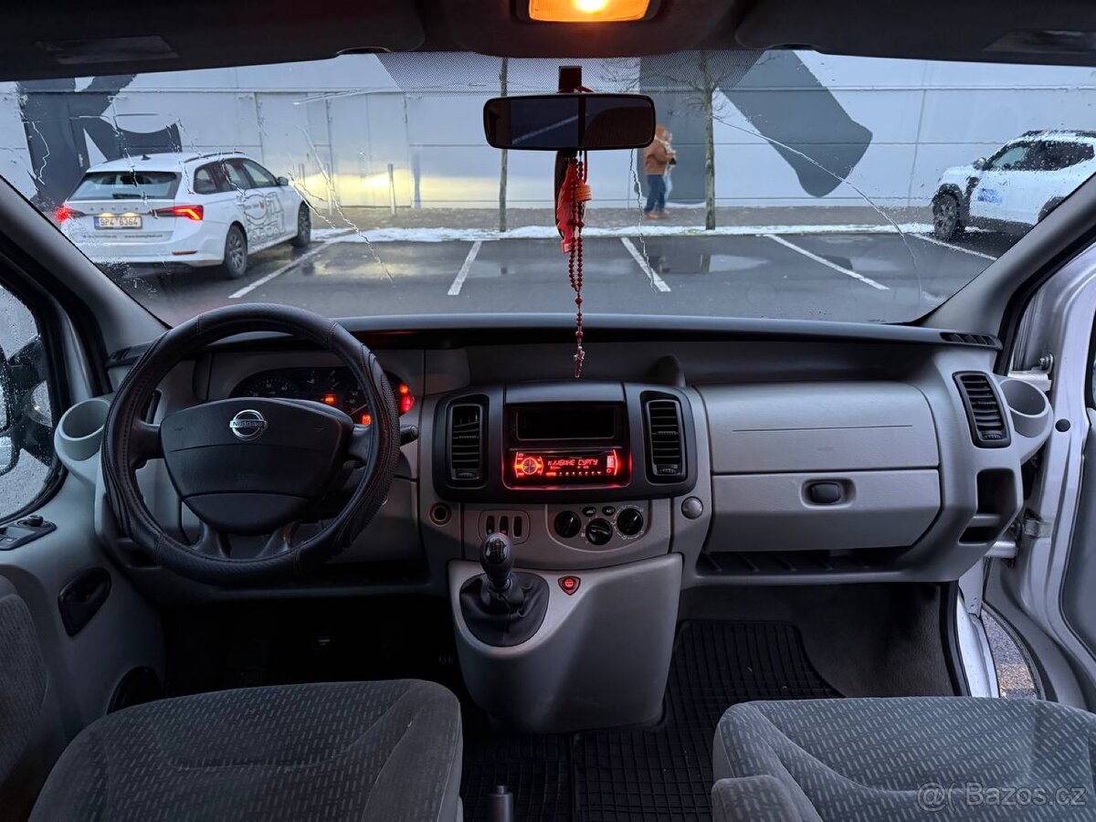 NISAN PRIMASTER 2,5. AVANTOUR 2004 r - 11