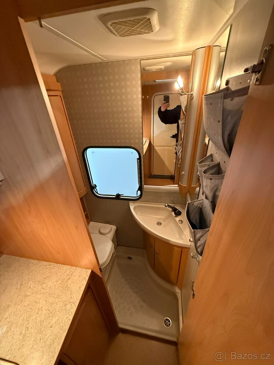 Bürstner Ventana 410 TS - 11