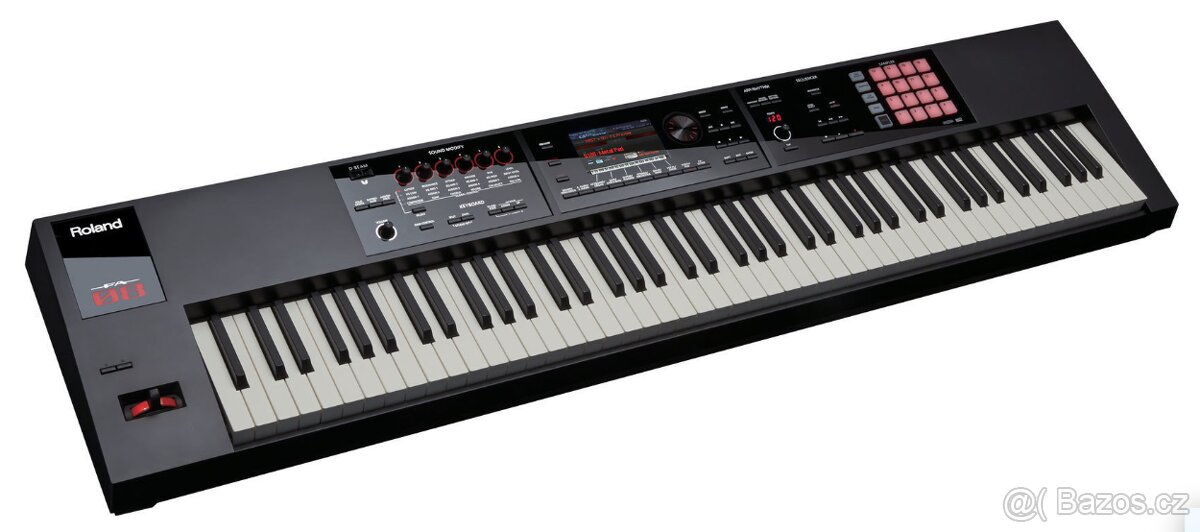 Roland Fa-8 s pevným kufrem - 11