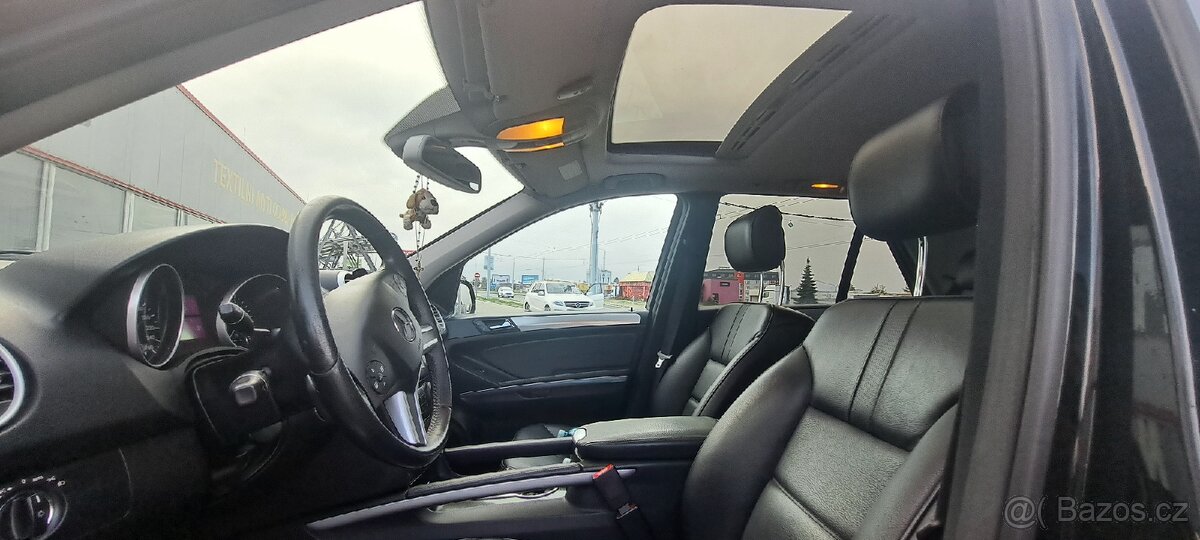 Mercedes Benz Ml - 11