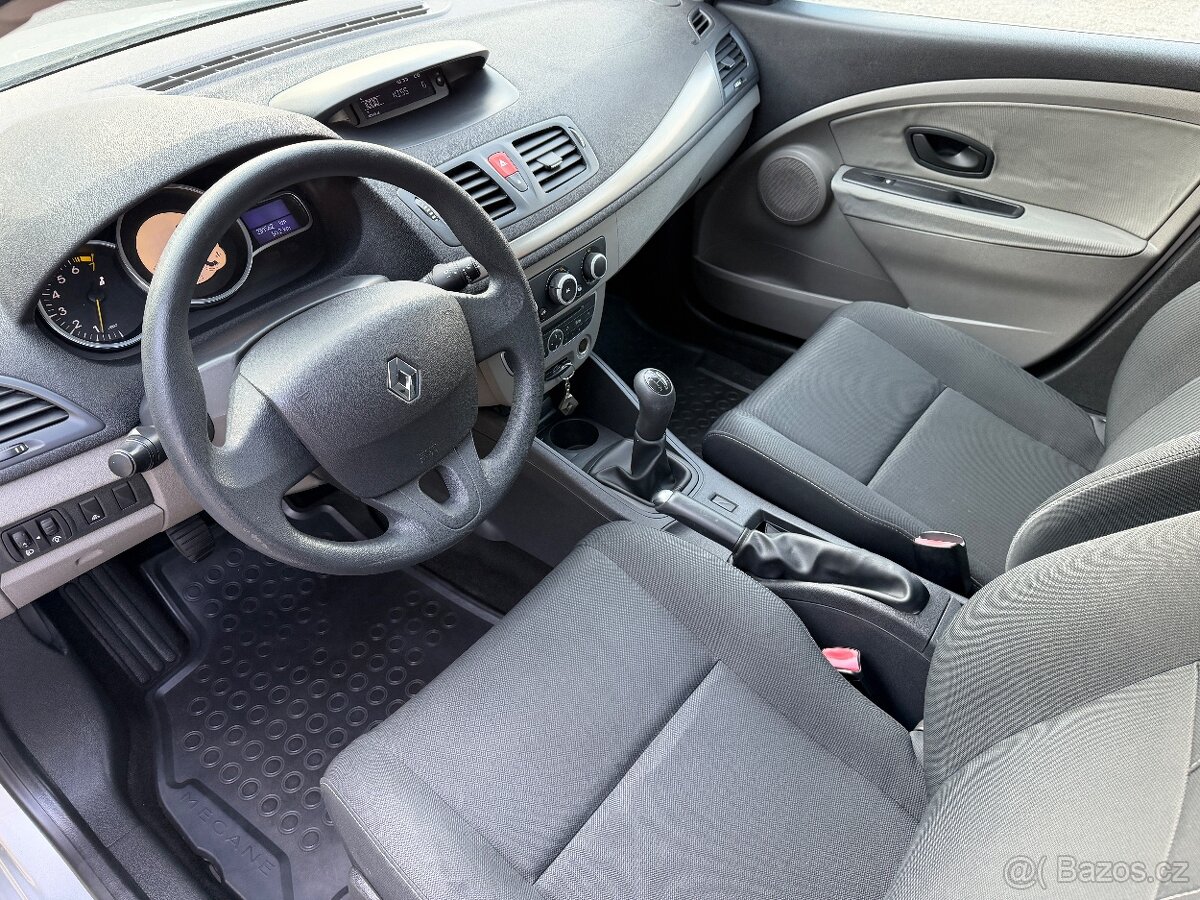 Renault Megane III. - 1.6 16V - 2010 - combi - 11