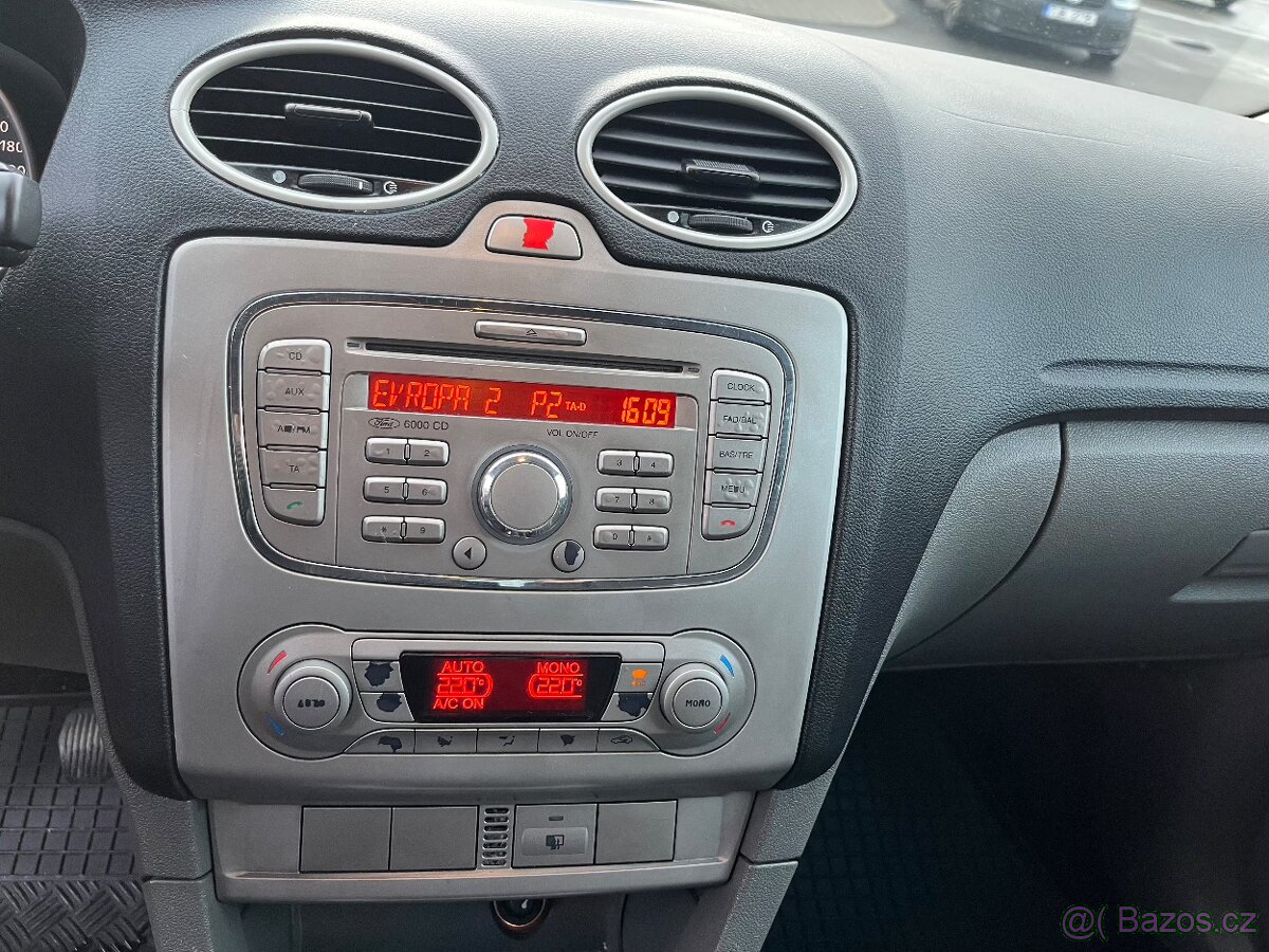 Ford Focus 1.6i • 2/2008 • 74kw • 2 sady kol - 11