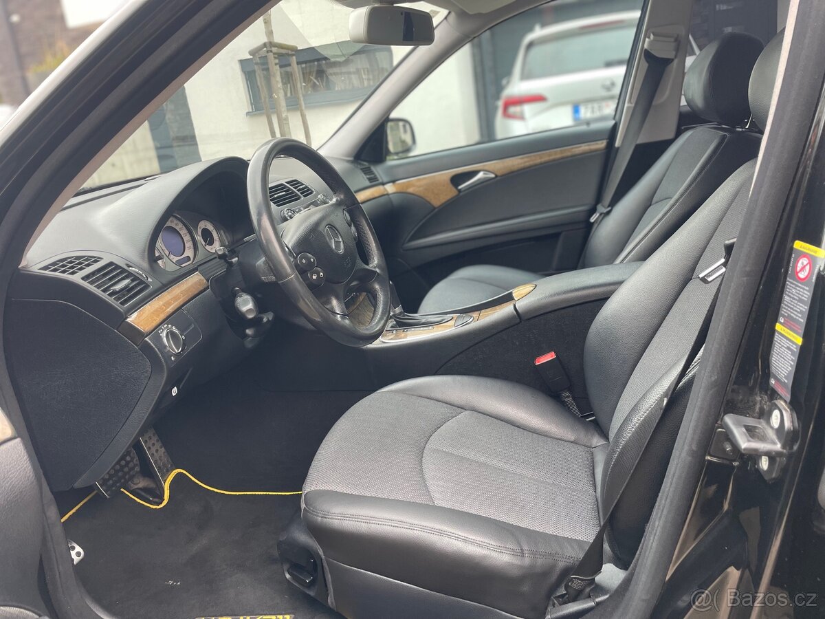 Mercedes-Benz E280 CDI (W211) 4MATIC (Avantgardě) - 11