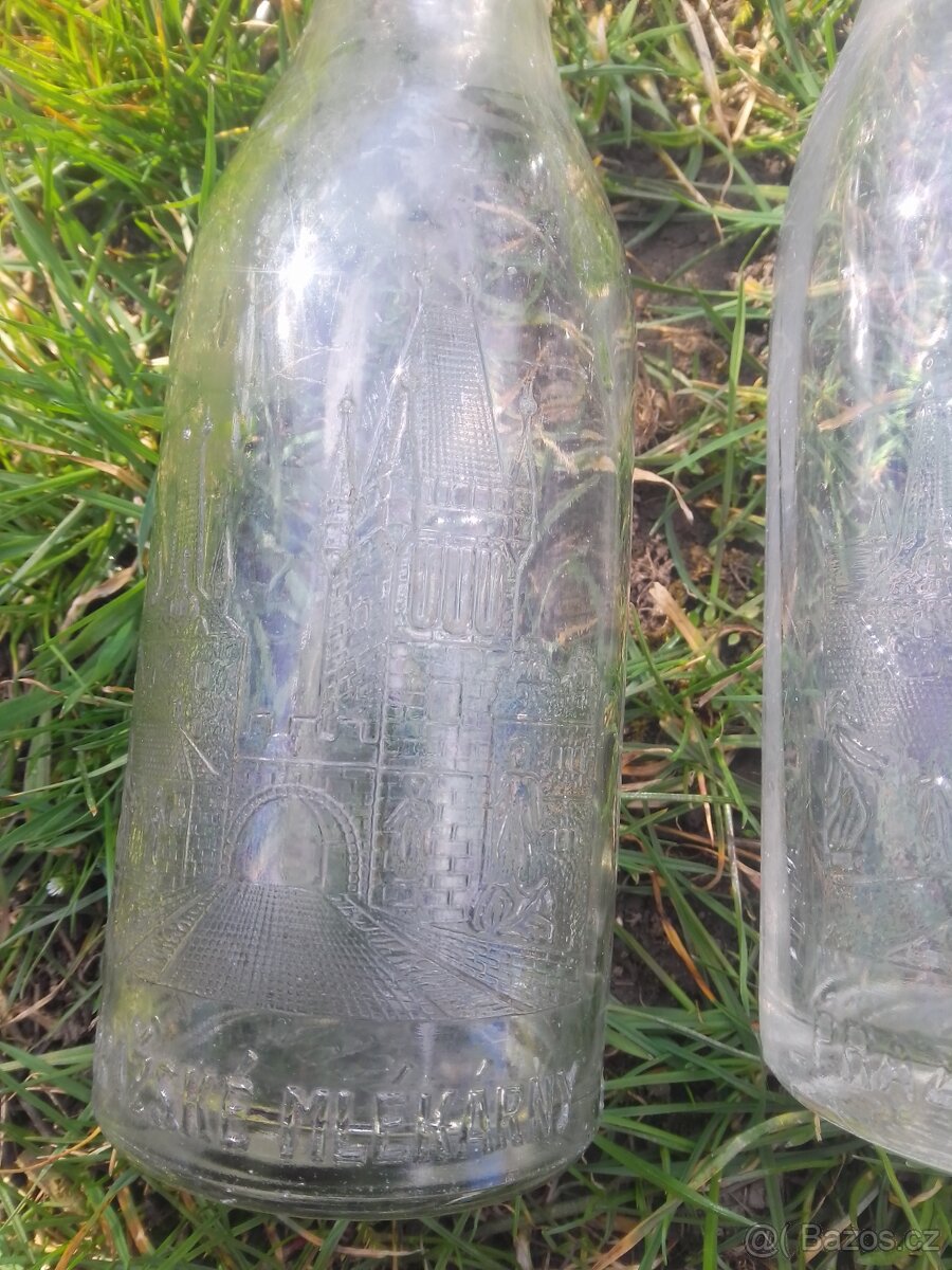 Láhve od Mléka Staré - 11
