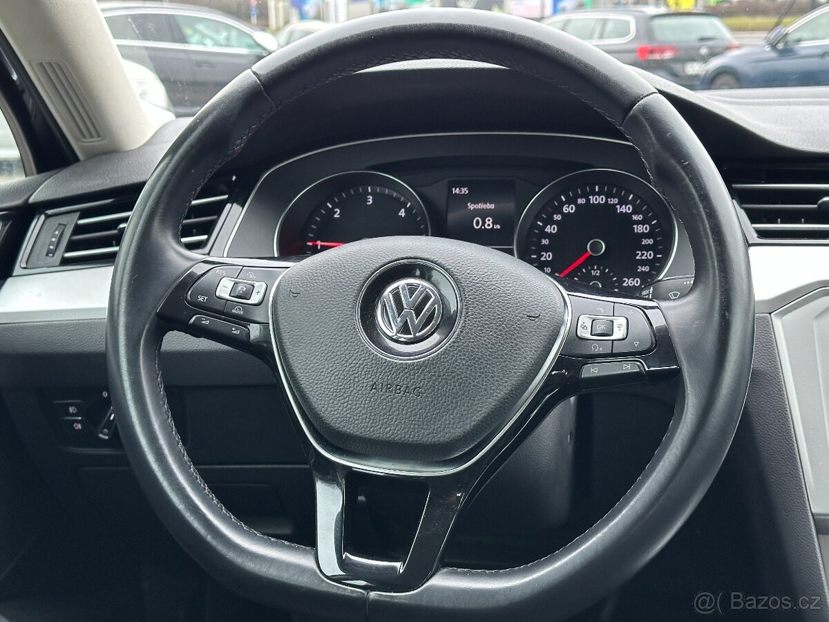Volkswagen Passat 2018 - 11