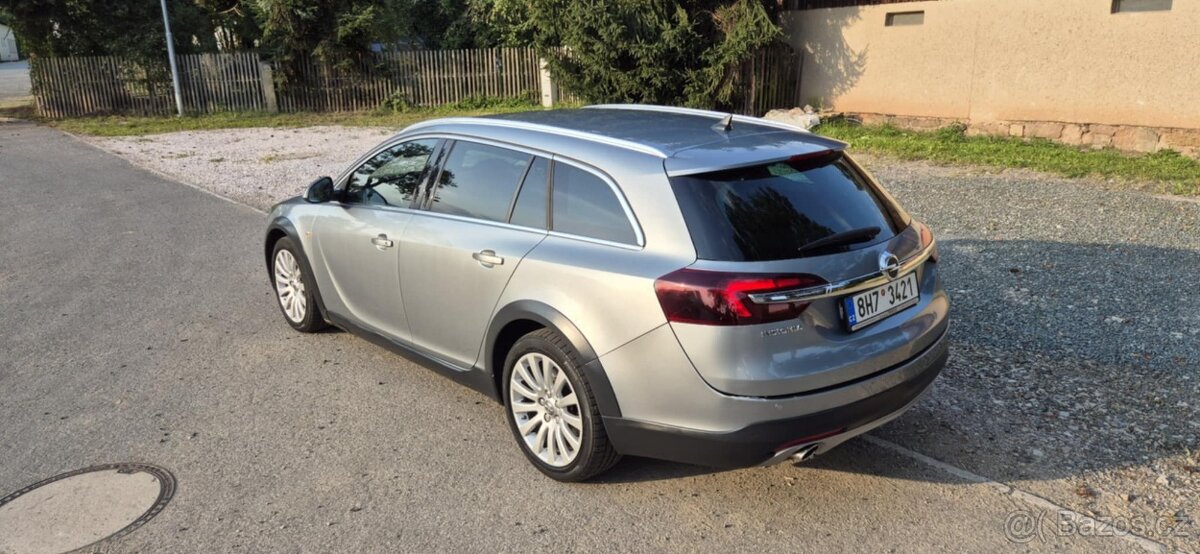 Opel Insignia Country Tourer 4x4 tažné manuál - 11