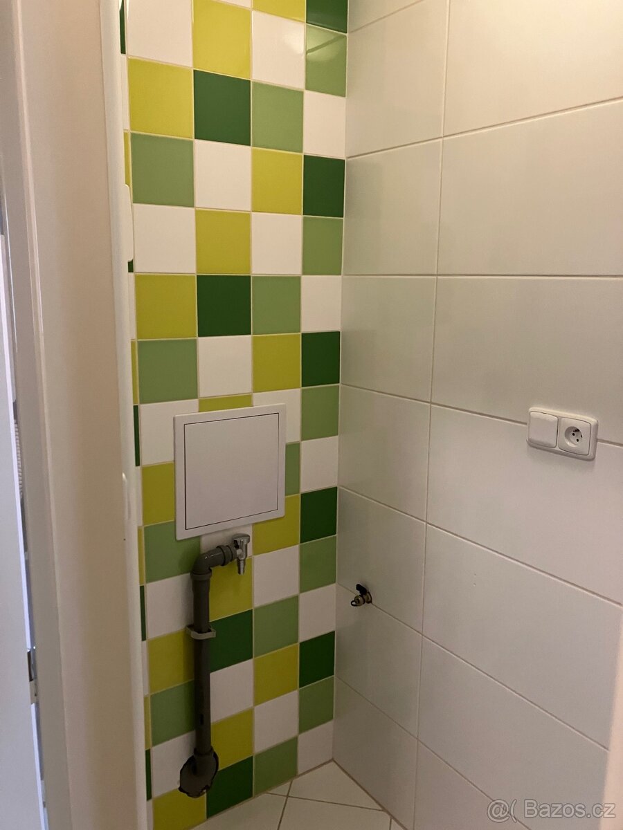 Byt 2+kk, Hronov, 48 m2 - 11