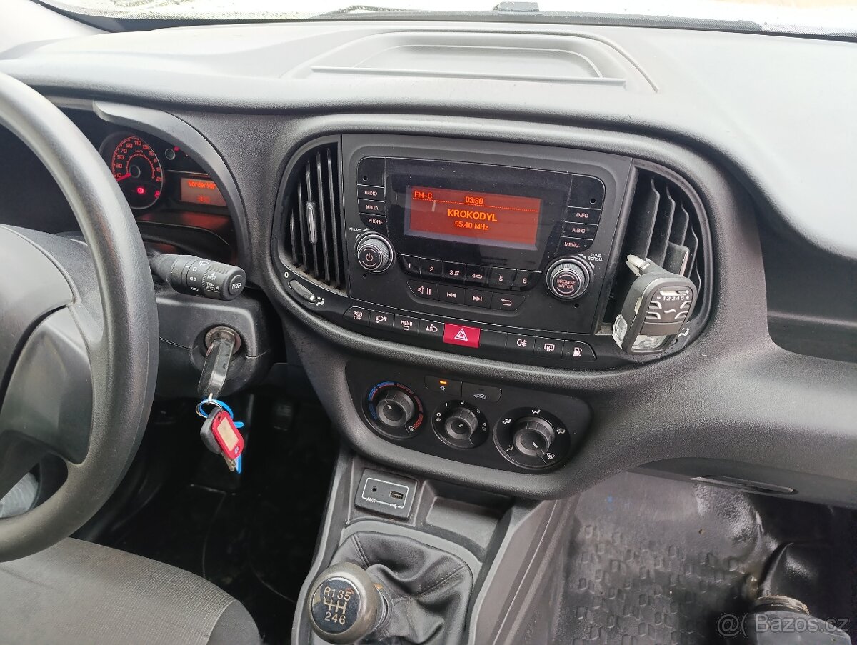 Fiat Doblo Cargo CNG 2017 79tkm - 11