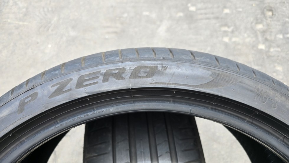 Letní pneu 265/35/21 Pirelli - 11