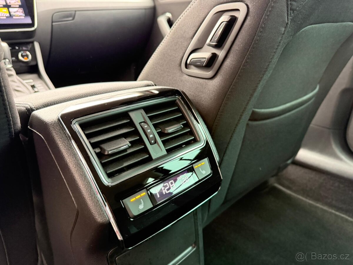 Škoda Superb 3 iV Combi 1.4 TSI 160kW DSG - záruka Autodraft - 11