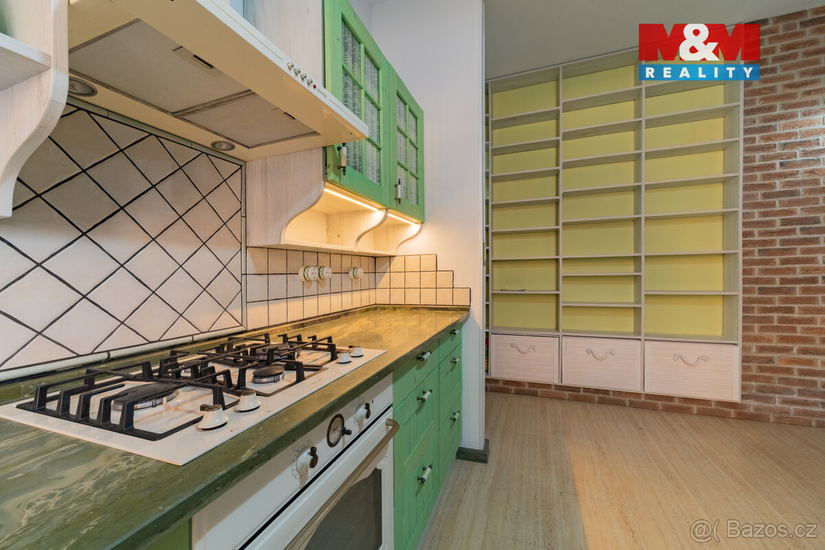 Prodej bytu 3+1, 76 m², Karlovy Vary, ul. Příčná - 11