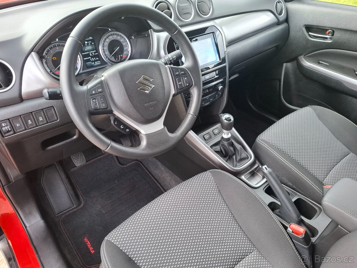 SUZUKI VITARA 1.4 103 kW, 2019 facelift, NAVI, TOP - 11