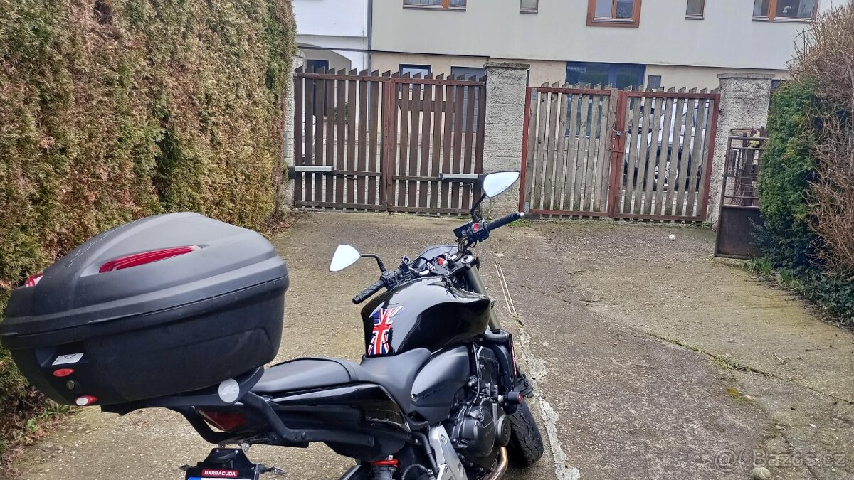 Honda Hornet 600F - 11