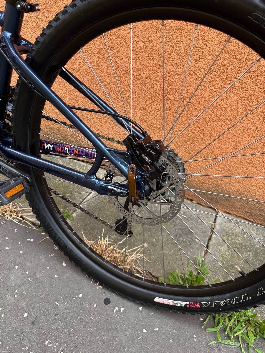 Horské dívčí kolo Specialized - 11