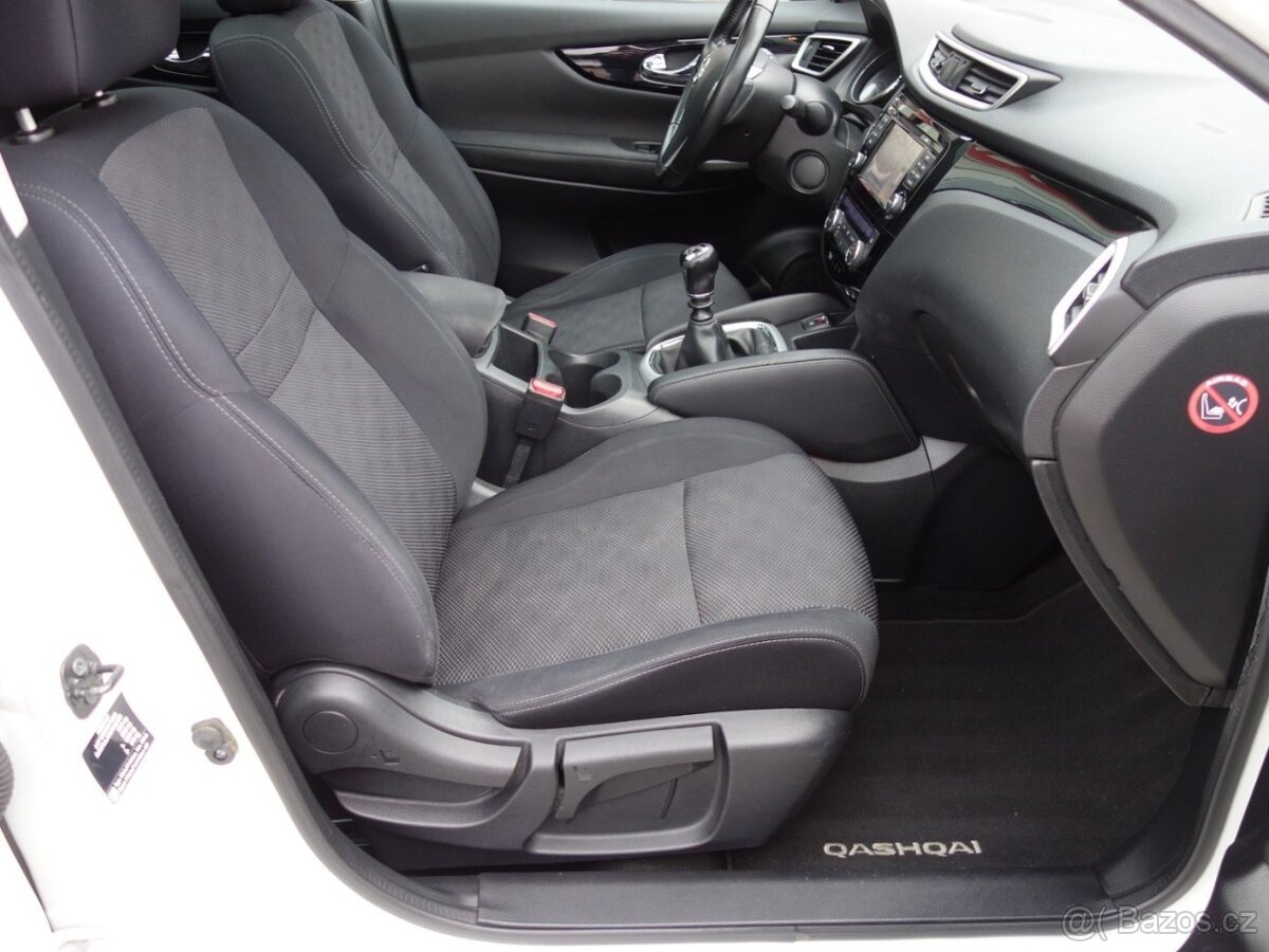 NISSAN QASHQAI 1.5dCi 81kW -VÝBAVA - 11