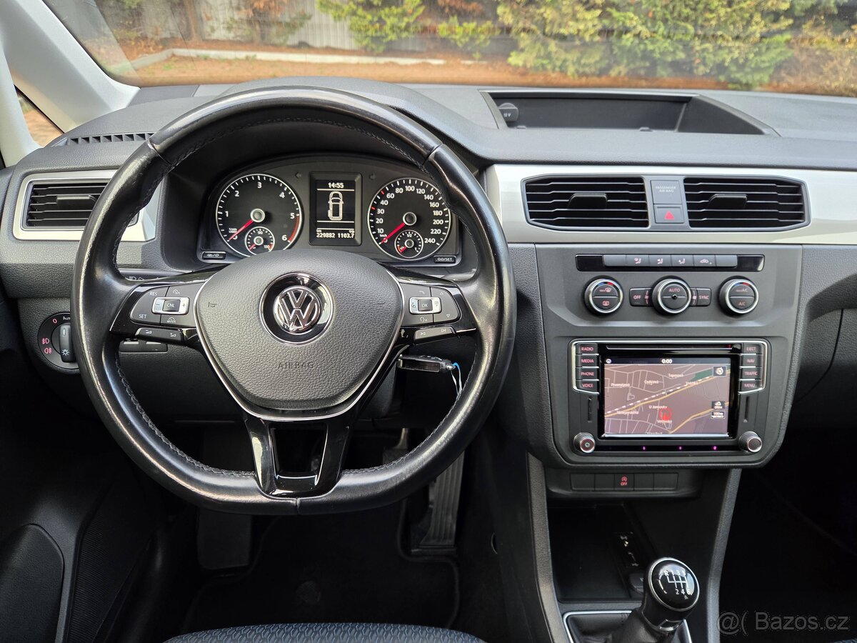 VW Caddy Maxi 2.0 TDI 110kW,7.Míst,Navi,Tažné,2015 - 11