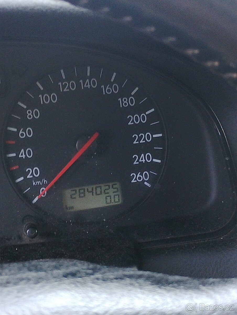 Volkswagen Passat B5 1.9 TDI - 11