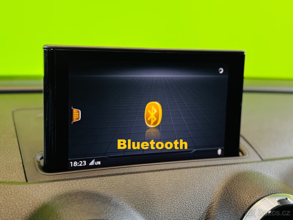 AlfRomeo Junior Ibrida 145psNav LED AL18 elK ACC Výhř 12/25 - 11