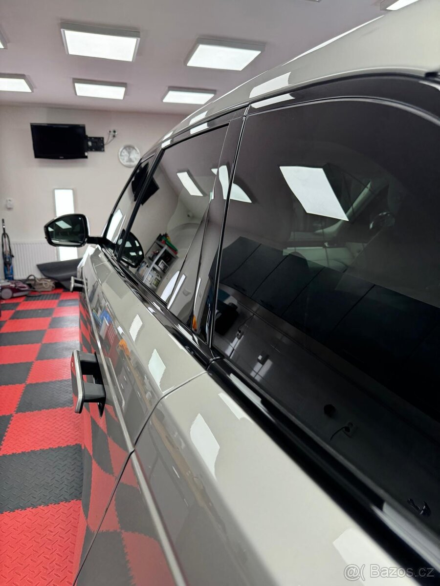 Range Rover Velar D300 - 11