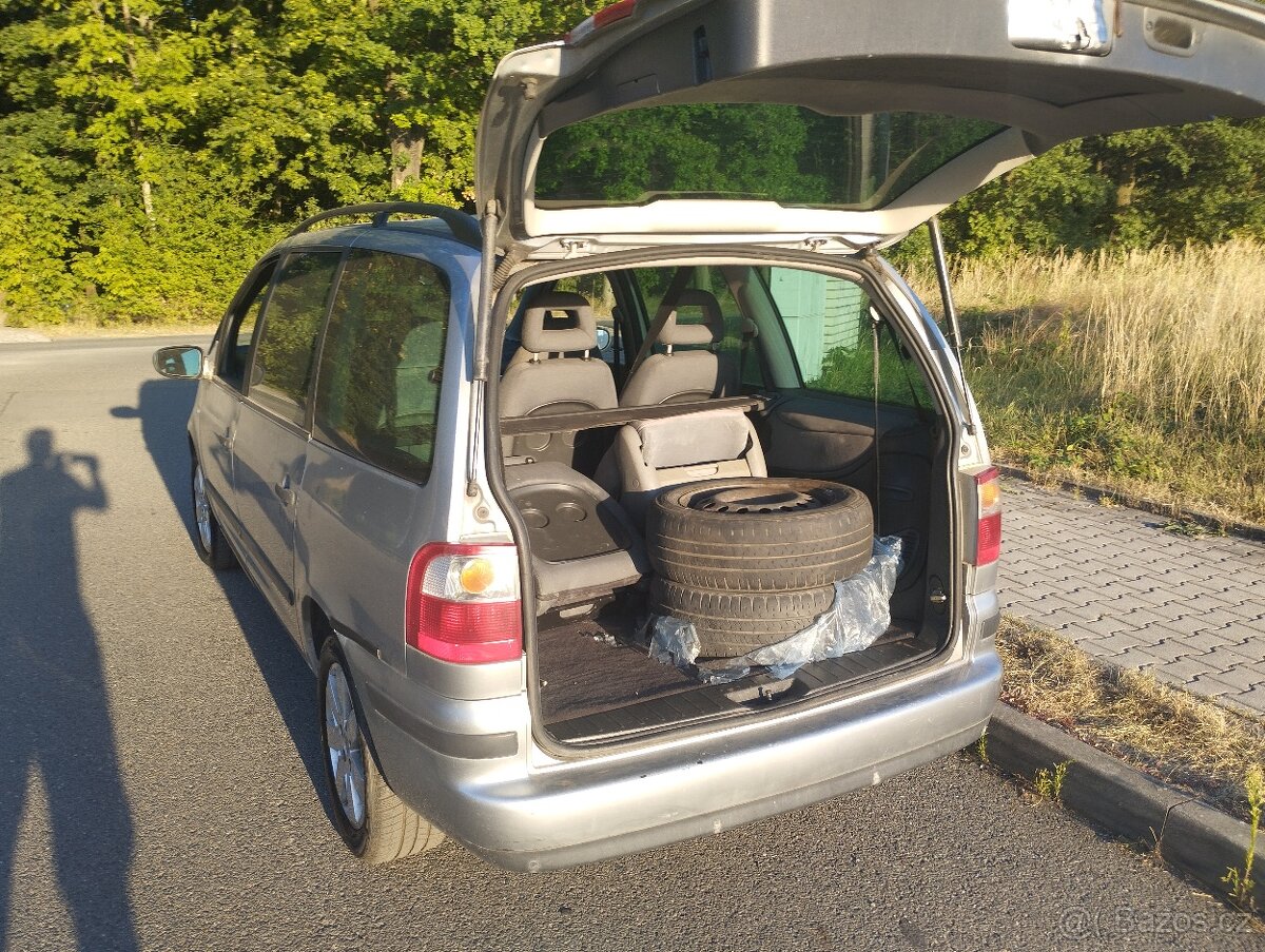 Ford Galaxy TDI - 11