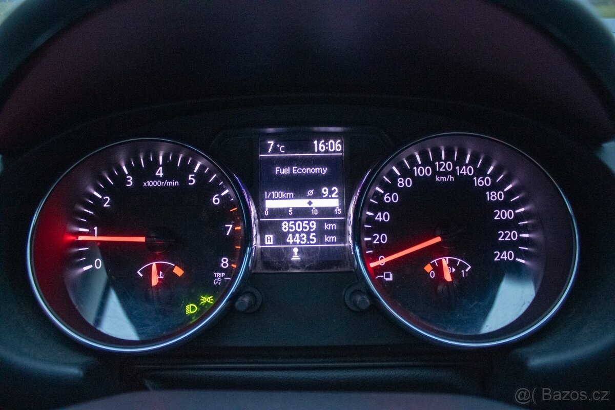 Nissan Qashqai 1.6i 96kW 2011 - 11