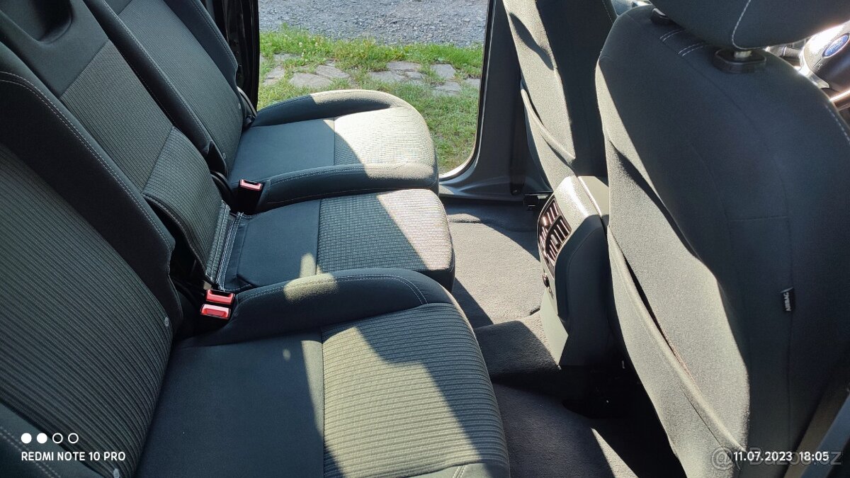 Ford C-MAX GRAND - 11