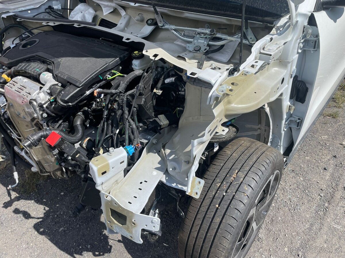 Citroen C3 1.2i 74kw, r.2025, klima - 11