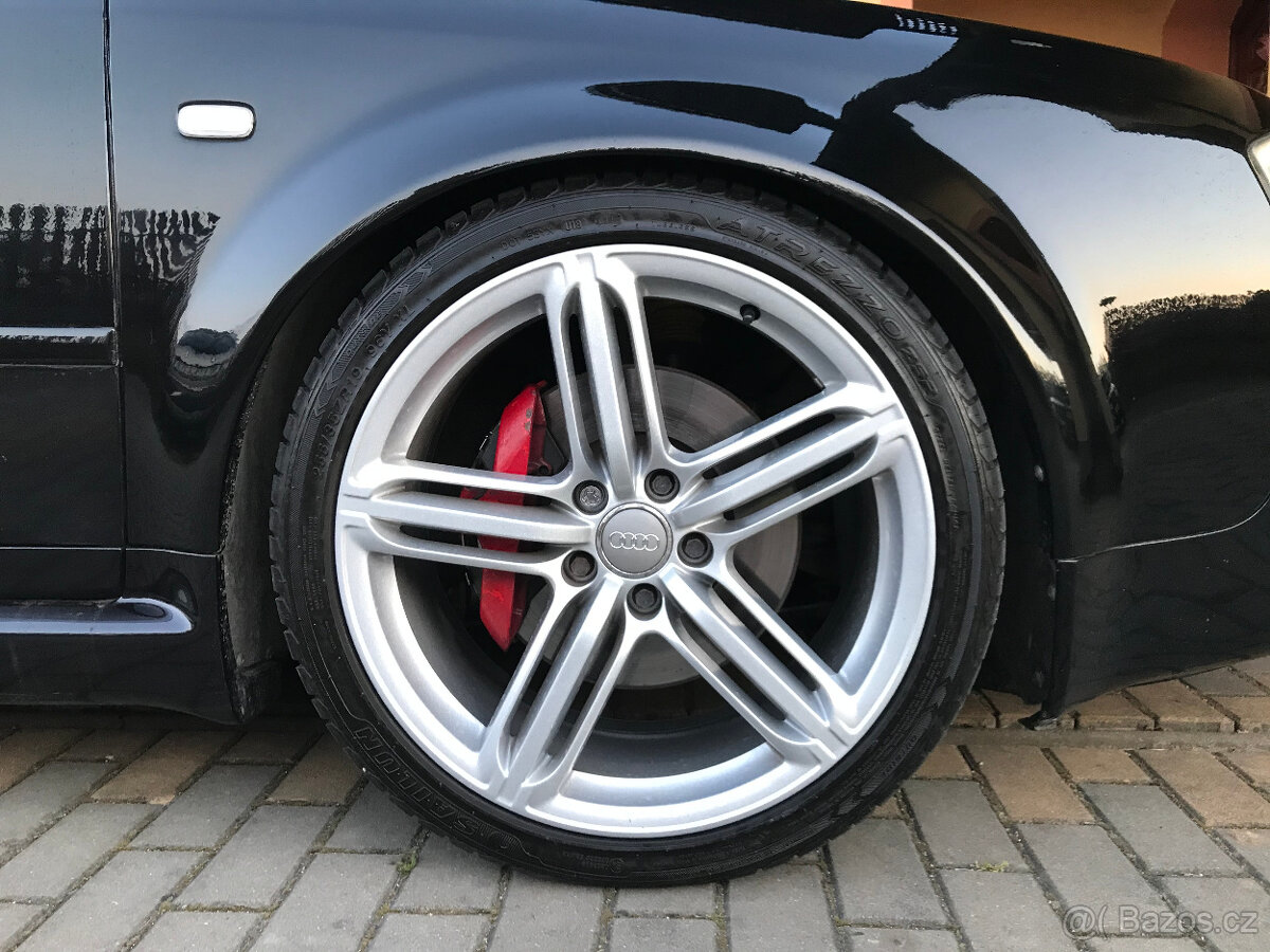 Prodám Audi S6 AVANT 4.2i V8 340k Quattro (4x4) - manuál - 11