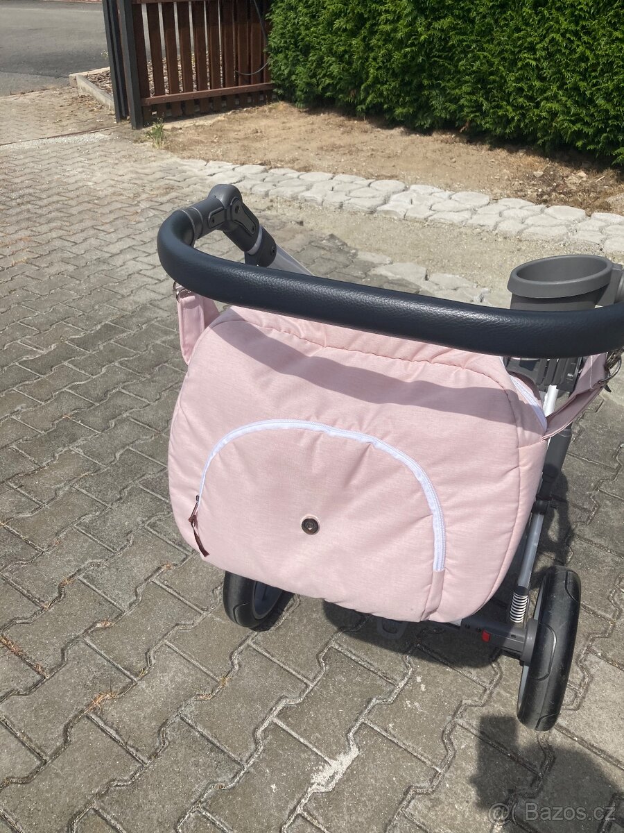 Prodáme kočárek 3v1 - 11