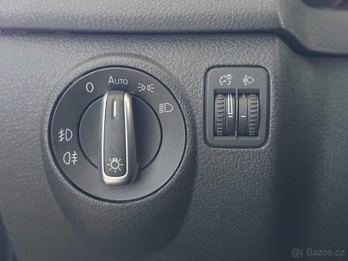 Volkswagen Golf Plus 1.2 TSI 77kW,SERVISKA - 11