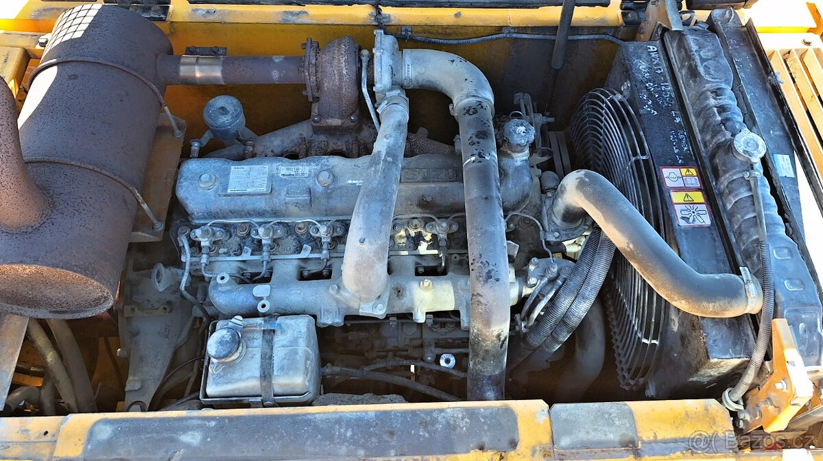 Pásový bagr JCB JS 210 L - 11