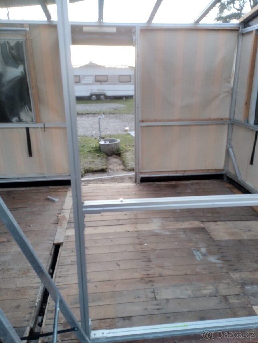 Domeček, stánek, přístřešek Beroun - 11