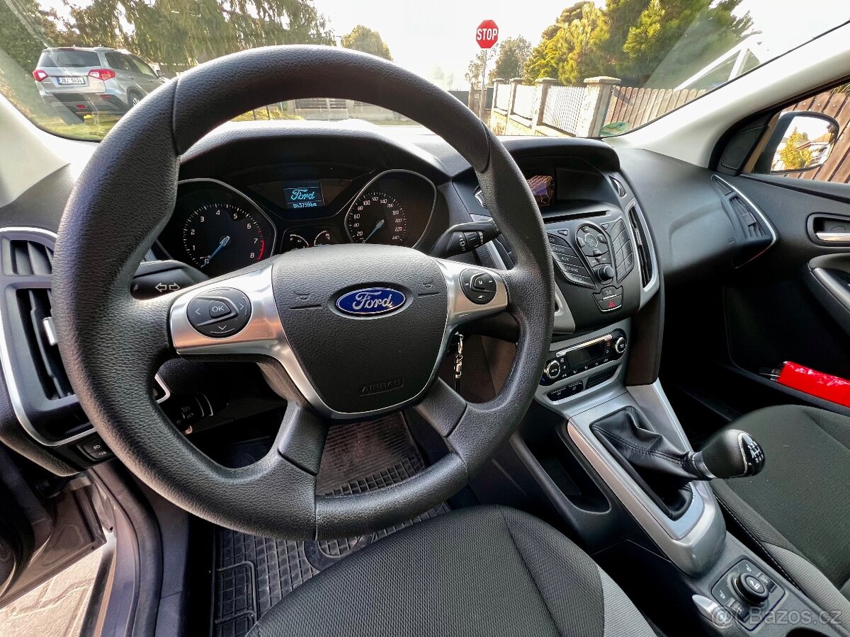 Ford Focus - 11