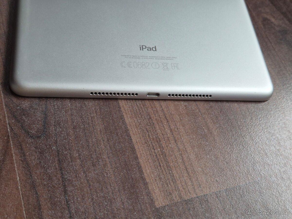Apple iPad 5. generace 32gb - 11