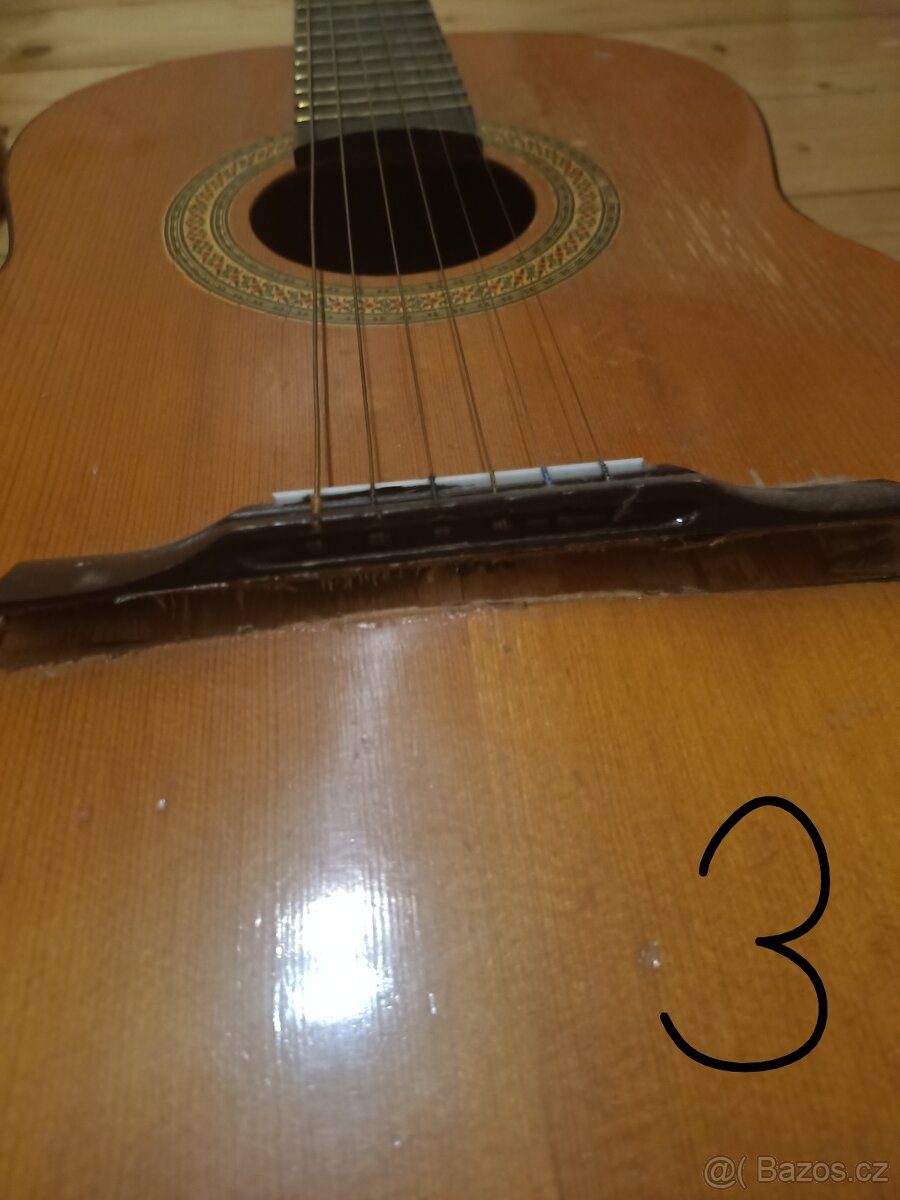 Kytary na opravu - 11