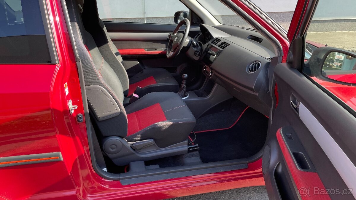 SUZUKI SWIFT 1.6i SPORT NAVIGACE - 11