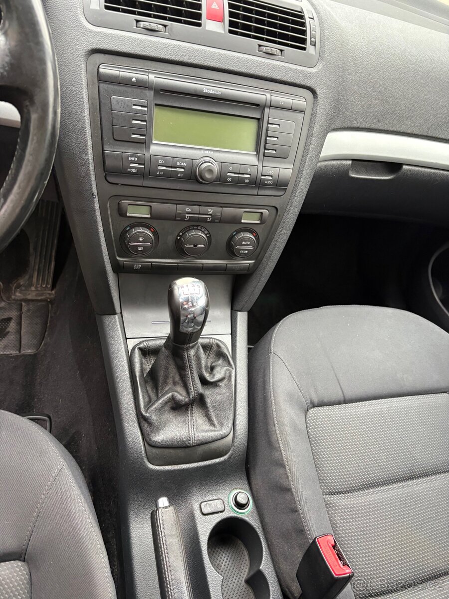 Škoda Octavia 2 - 11