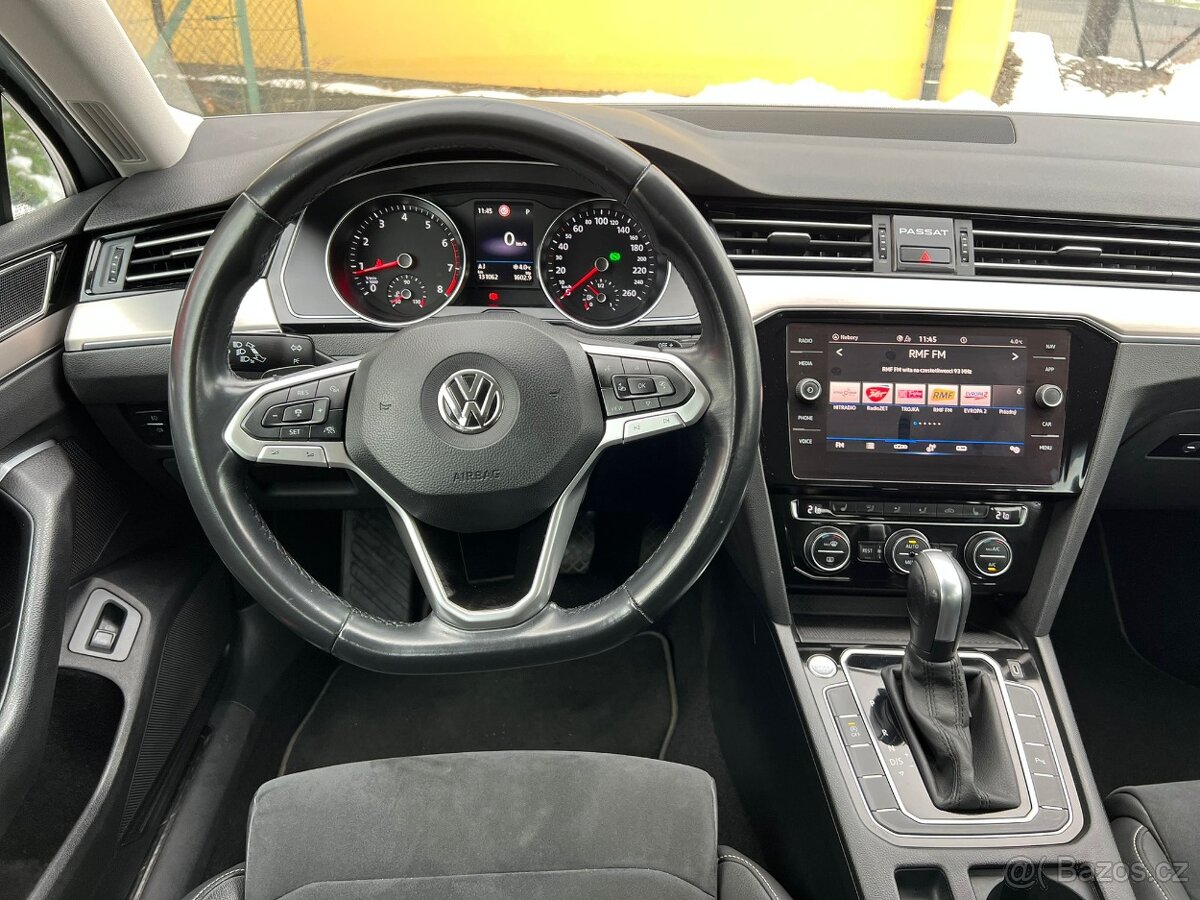Volkswagen Passat 1.5 TSI DSG, servis pouze ve VW - 11