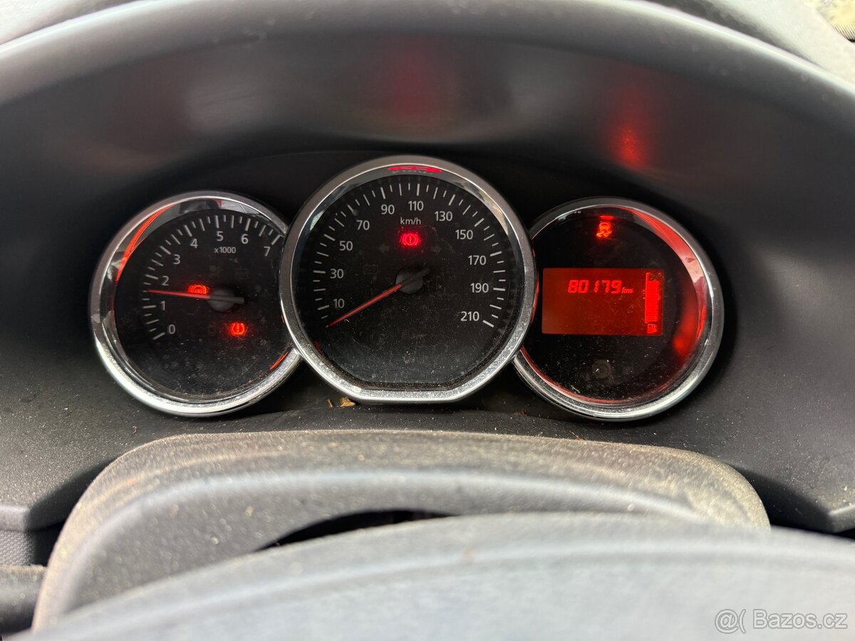 DACIA LOGAN MCV 1.2 10/2016 ARCTICA - 11