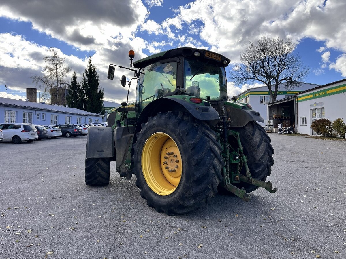 Traktor John Deere 6190R - 11