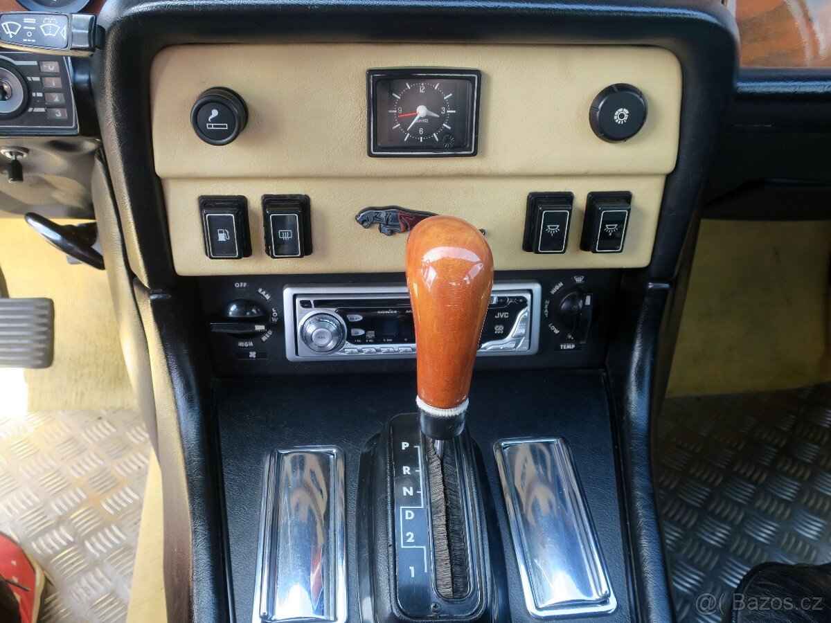 Jaguar XJ 6 4.2 i 151 kW - 11