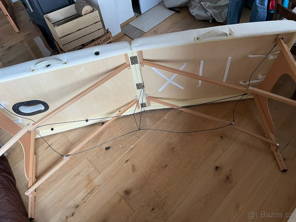 Skládací masážní stůl - 11