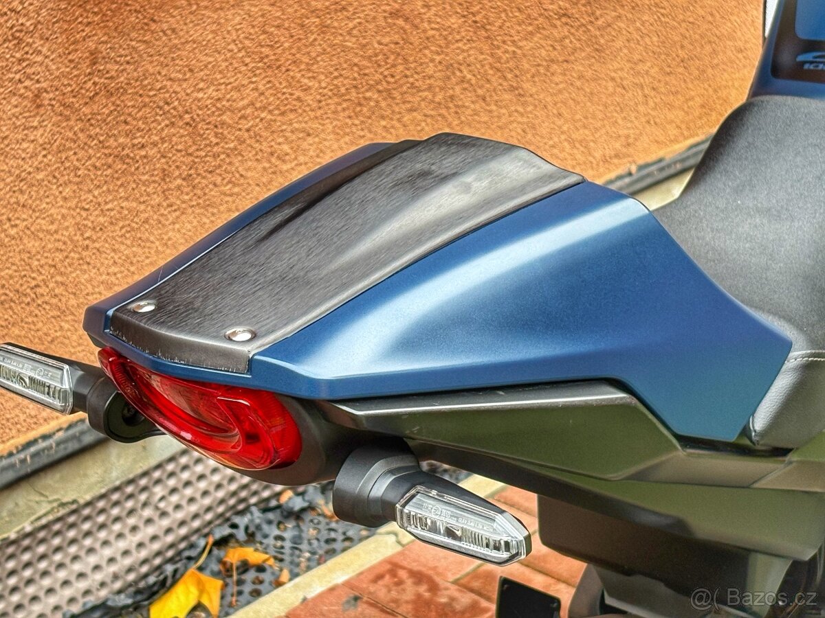 Honda CB 1000 R Black Edition 2023 - 11