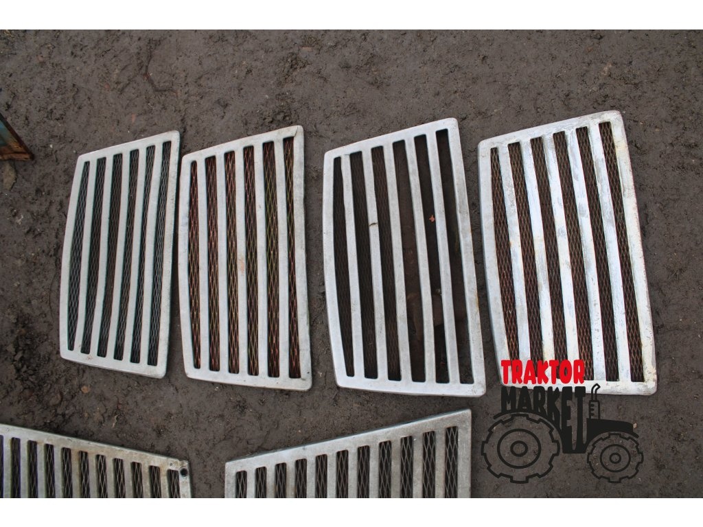 Zetor crystal 8011 kapota mřížky rám maska mezikus - 11